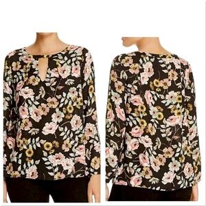 Cupcakes & Cashmere Floral Long Sleeve Keyhole Blouse